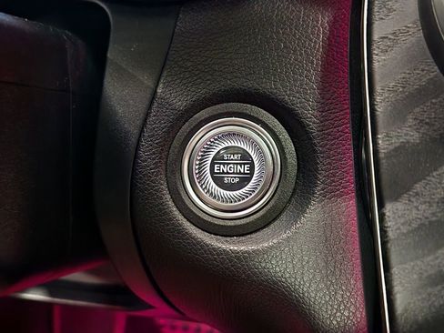 Used 2020 Mercedes-Benz C 300 Cabriolet image 38