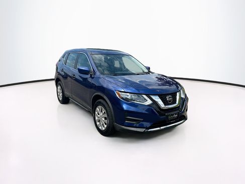 Used 2018 Nissan Rogue S AWD/4WD image 3