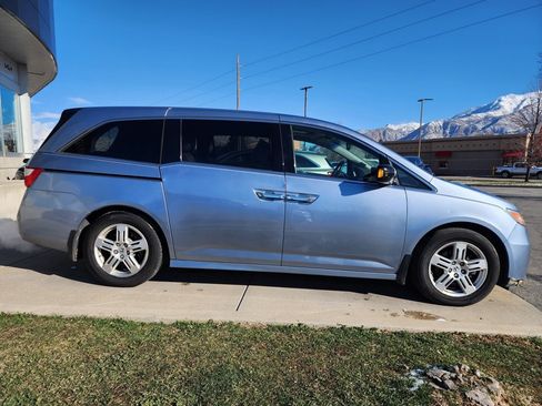 Used 2012 Honda Odyssey Touring image 4