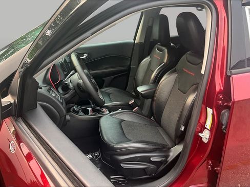 Used 2021 Jeep Compass Trailhawk AWD/4WD image 9