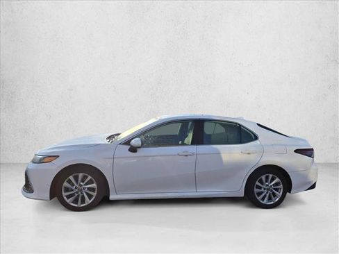 Used 2023 Toyota Camry LE FWD image 8