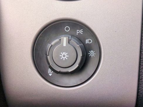 Used 2017 Ford Expedition Limited image 30