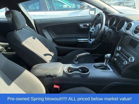 Used 2022 Ford Mustang GT RWD image 18