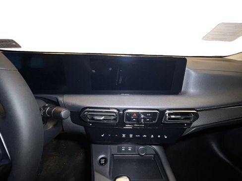 New 2026 Nissan Sentra SV w/ SV Convenience Package FWD image 10
