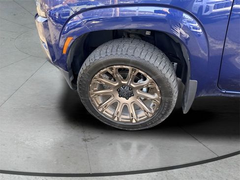 Used 2022 Nissan Frontier SV image 11