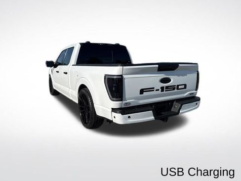 Used 2021 Ford F150 Lariat w/ Equipment Group 502A High AWD/4WD image 3