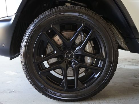 Used 2025 Mercedes-Benz G 63 AMG 4MATIC image 36