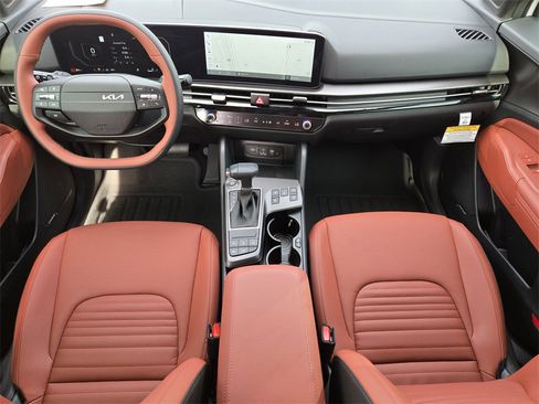 New 2026 Kia Sportage SX image 19