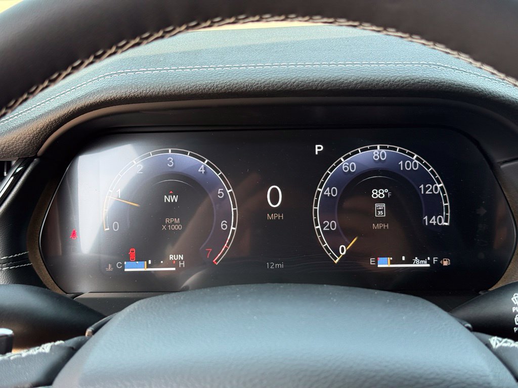 New 2027 Jeep Grand Cherokee Limited AWD/4WD image 16