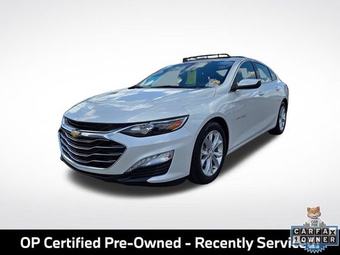 Used 2019 Chevrolet Malibu LT w/ Leather Package FWD image 3