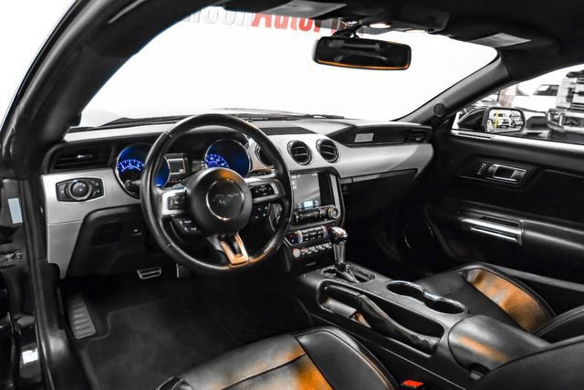 Used 2017 Ford Mustang GT Premium RWD image 3