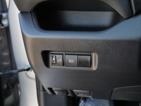 Certified 2025 Toyota RAV4 XLE AWD/4WD image 27