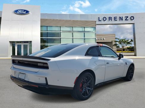 Used 2024 Dodge Charger Scat Pack w/ Plus Group image 5