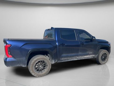 Used 2023 Toyota Tundra Platinum image 11