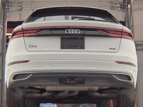 Used 2023 Audi Q8 Premium Plus image 16