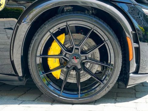 Used 2024 Ferrari Purosangue AWD/4WD image 35