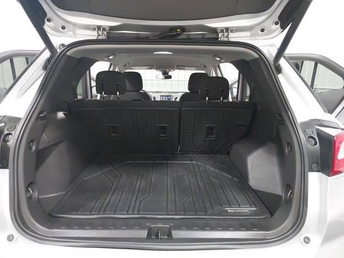 Used 2020 Chevrolet Equinox LT w/ Driver Convenience Package image 12