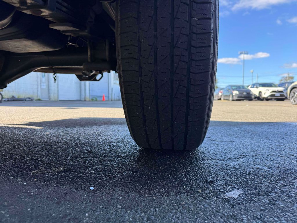 Used 2023 Toyota Tacoma TRD Sport AWD/4WD image 12