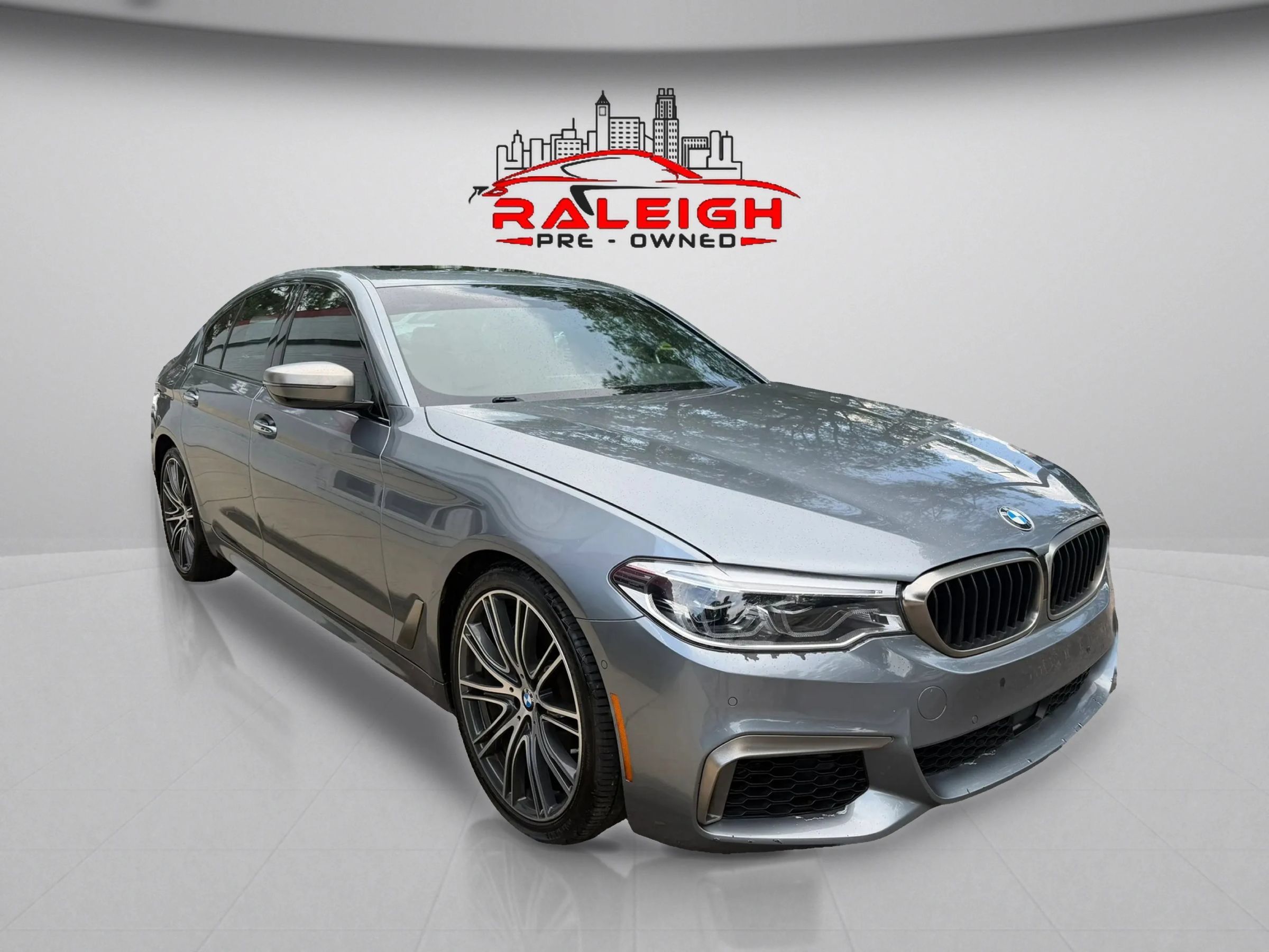 Used 2018 BMW M550i xDrive AWD/4WD image 4