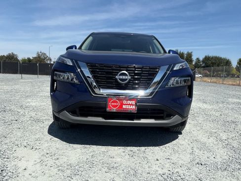 Used 2023 Nissan Rogue SV FWD image 11