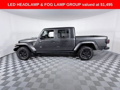 Used 2023 Jeep Gladiator Willys image 7