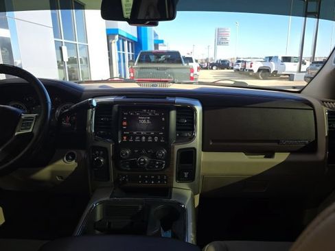 Used 2016 RAM 2500 Laramie w/ Convenience Group AWD/4WD image 7