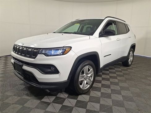 Used 2022 Jeep Compass Latitude w/ Convenience Group image 6