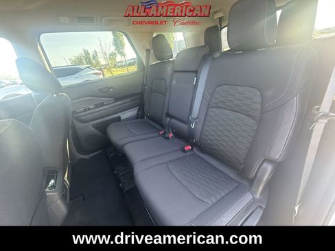 Used 2024 Nissan Pathfinder SV image 24