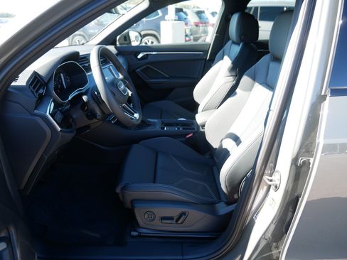 New 2025 Audi Q3 2.0T Premium image 7