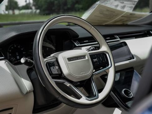 Used 2023 Land Rover Range Rover Velar R-Dynamic S AWD/4WD image 18