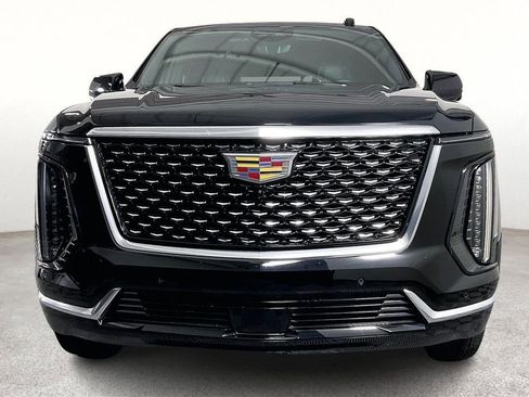 Used 2025 Cadillac Escalade Premium Luxury w/ LPO, Floor Liner Package image 5