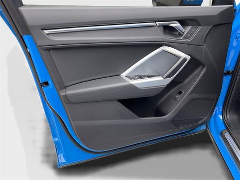 Used 2021 Audi Q3 2.0T Premium w/ Convenience Package image 32