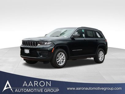 New 2025 Jeep Grand Cherokee Laredo