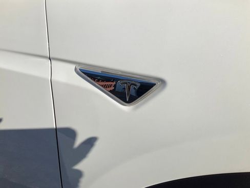 Used 2016 Tesla Model X 90D image 84