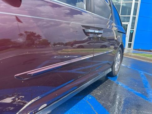 Used 2014 Honda Odyssey EX-L image 11