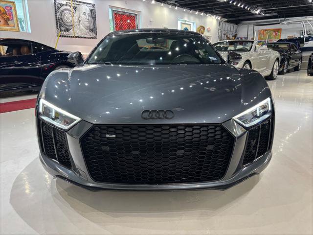 Used 2017 Audi R8 V10 w/ Carbon Exterior Package AWD/4WD image 10