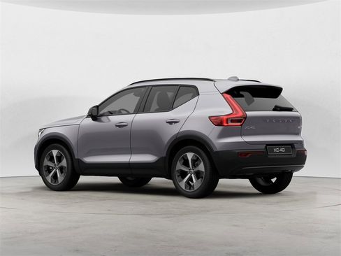 New 2026 Volvo XC40 B5 Plus w/ Protection Package Premier image 4