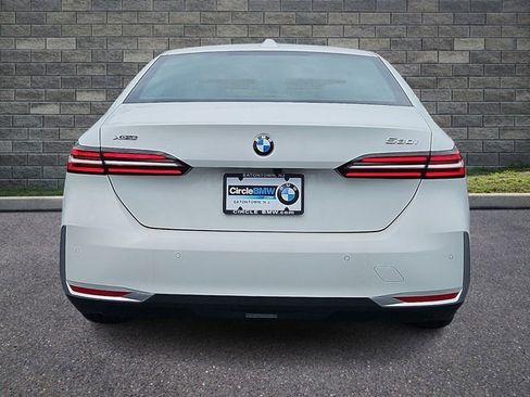 New 2026 BMW 530i xDrive AWD/4WD image 6