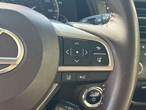 Used 2018 Lexus RX 450h AWD w/ Luxury Package image 16