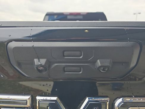 Used 2024 GMC Sierra 2500 Denali Ultimate image 17