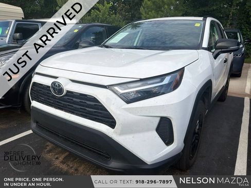 Used 2023 Toyota RAV4 XLE FWD image 1
