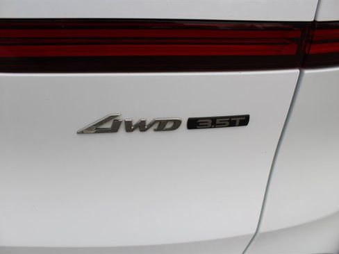 Used 2022 Genesis GV70 3.5T Sport w/ Sport Prestige Package AWD/4WD image 36