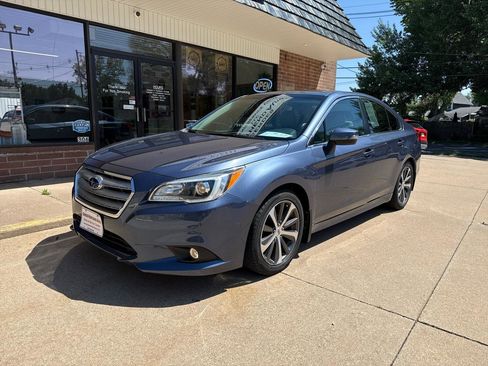 Used 2015 Subaru Legacy 2.5i Limited AWD/4WD image 2