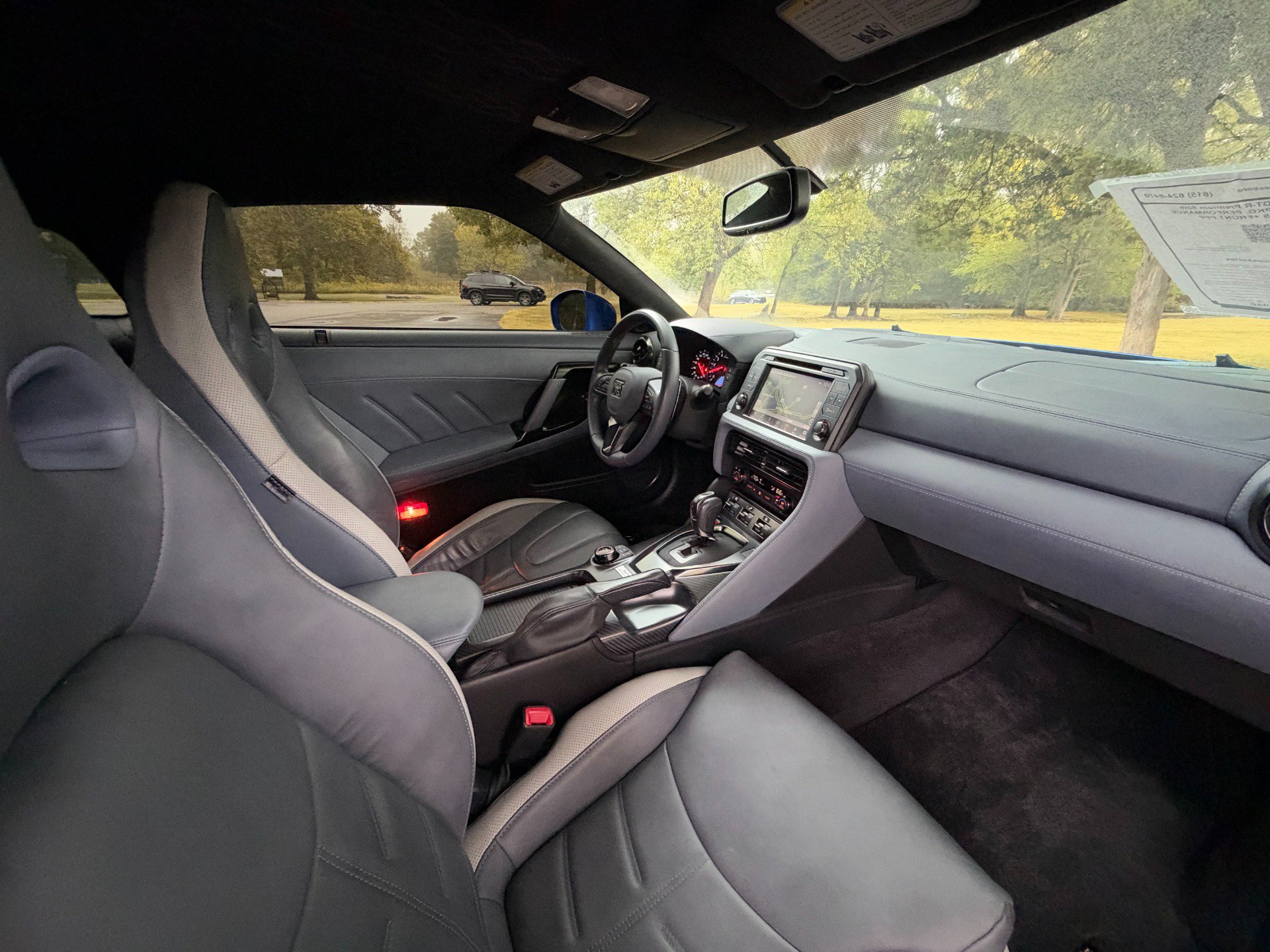 Used 2020 Nissan GT-R Premium AWD/4WD image 12