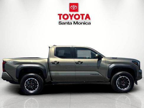 New 2025 Toyota Tacoma TRD Off-Road image 2