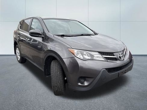 Used 2013 Toyota RAV4 LE AWD/4WD image 5