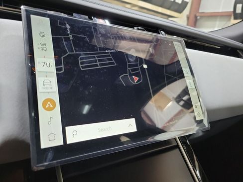 New 2026 Land Rover Range Rover Velar Dynamic SE AWD/4WD image 33