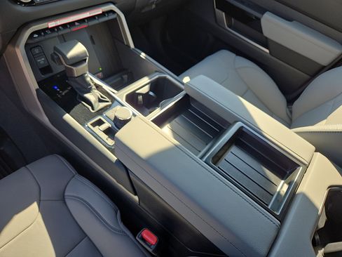 New 2026 Toyota Tundra Limited image 15