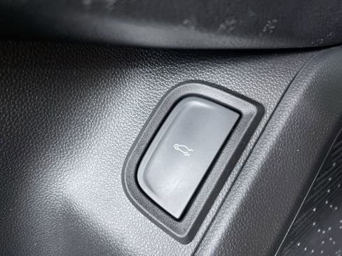 Used 2025 Chevrolet Equinox RS w/ Safety and Technology Package image 27