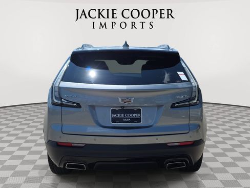 Used 2023 Cadillac XT4 Sport w/ Cold Weather Package FWD image 6